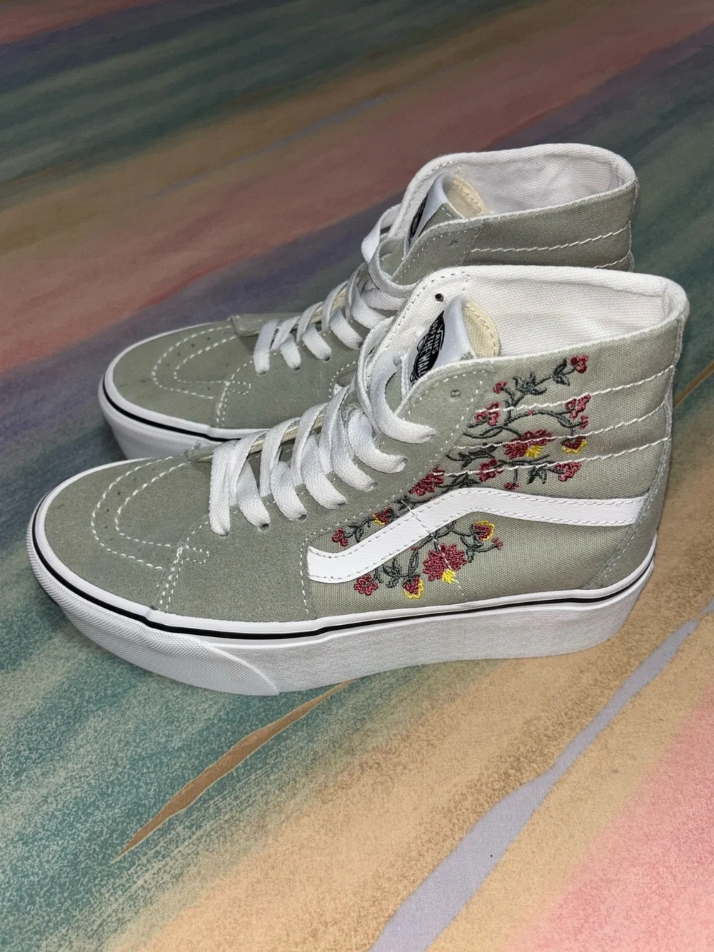 VANS Sk8-Hi Tapered Shoes Platform Women’s size 6.5 Floral Desert Suede Canvas
